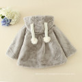 Navidad 2016 abrigos peludos suaves niños adorables gris / rosa / cremosas chaquetas chicas invierno ropa de abrigo moda de Halloween